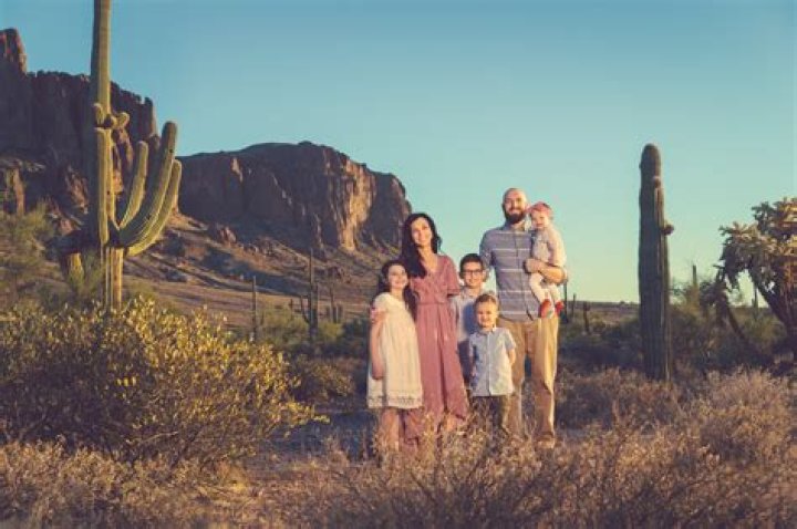 Captivating Desert Family Portraits: Memories That Last A Lifetime