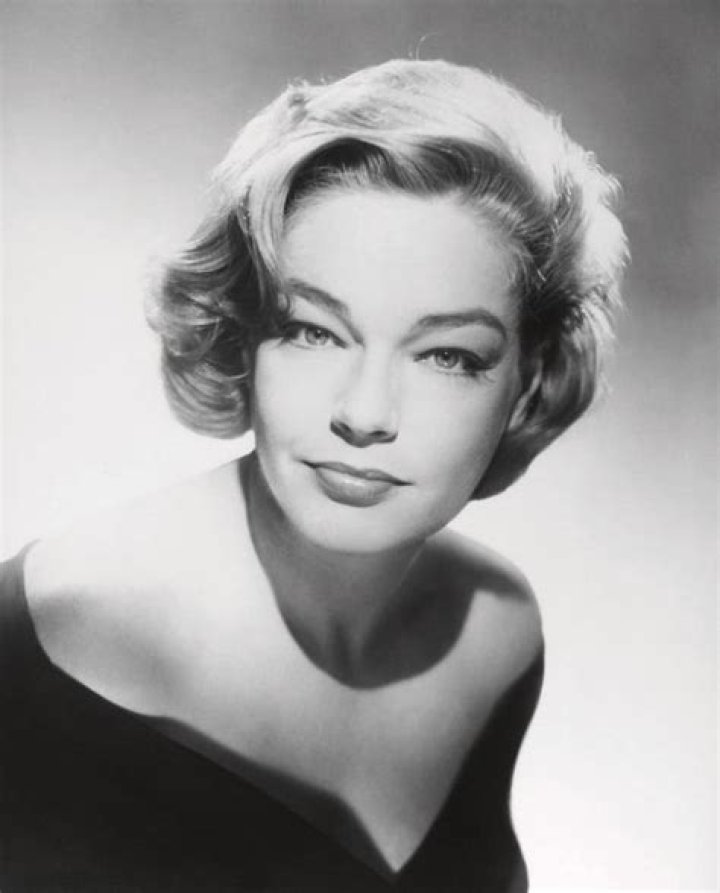 Check Out These Amazing Photos Of The Iconic Simone Signoret