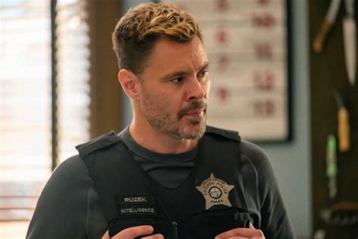 Chicago PD's Bob Ruzek: An In-Depth Look At The Beloved Detective