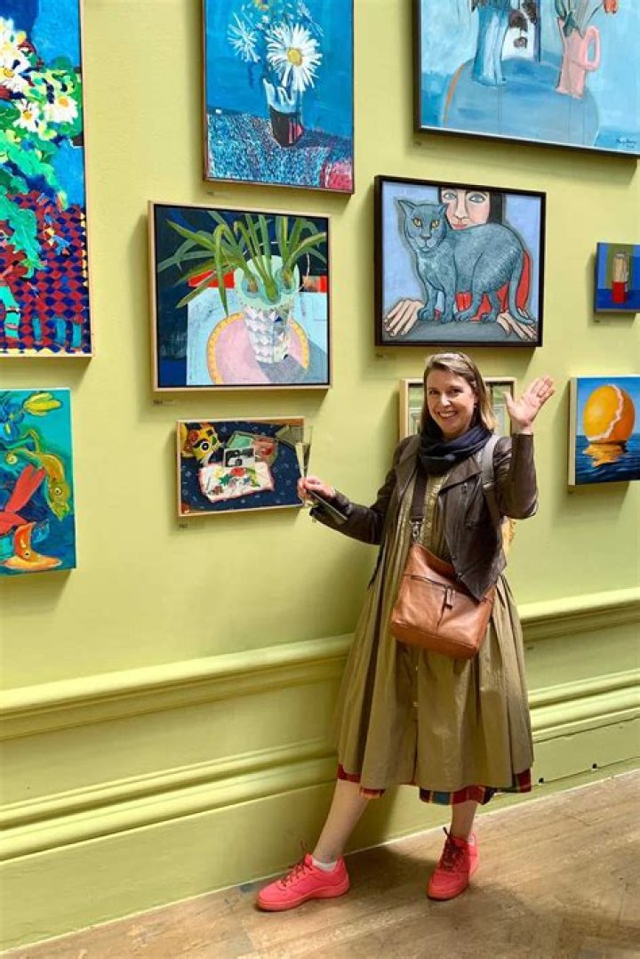 Kim Medeiros: Acclaimed Artist With Unforgettable Voice