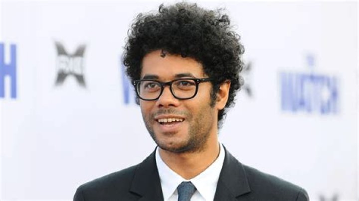 Measuring Up: Richard Ayoade's Height Unveiled