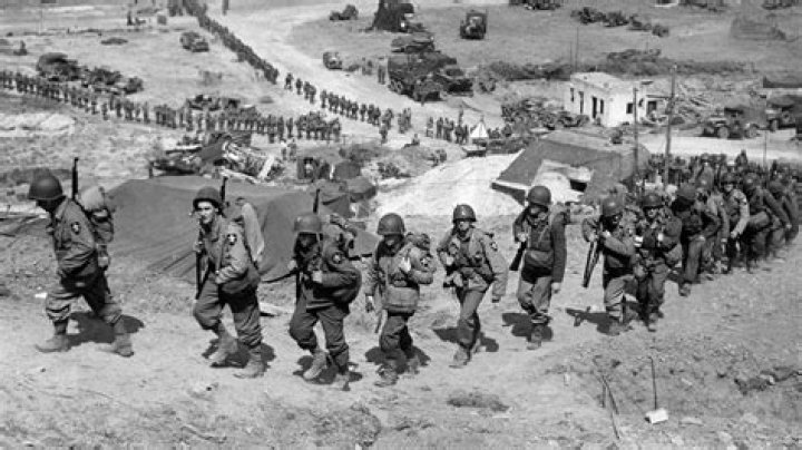 Modern War Pictures: Capturing The Complexity Of Modern Warfare