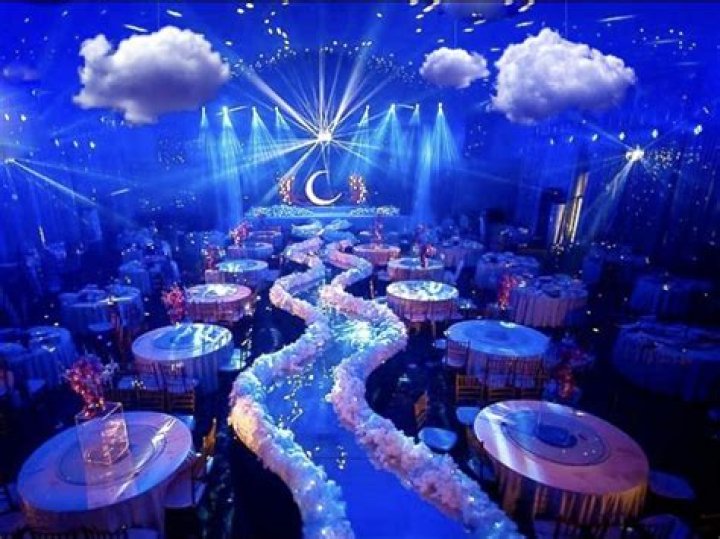 Parisian Nights: Dive Into The Enchanting Ambiance Of Carmen Nightclub