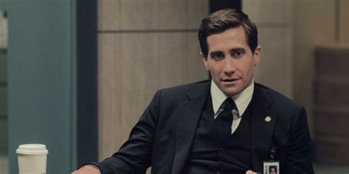The Alluring And Dangerous A Dangerous Woman, Starring Jake Gyllenhaal