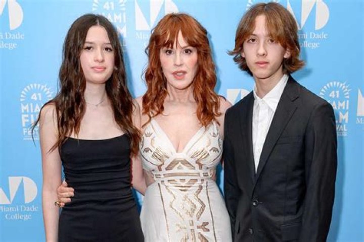 The Ultimate Guide: Molly Ringwald's Sister - Everything You Need To Know