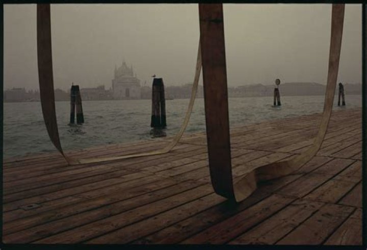 Unforgettable Derek Parfit Photography: Capturing Moments Through Expression